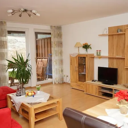 Ferienwohnung Jungbauernhof アルピルスバッハ